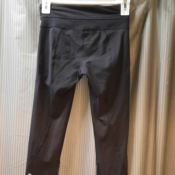 Lululemon leggings - Picture 2 of 5
